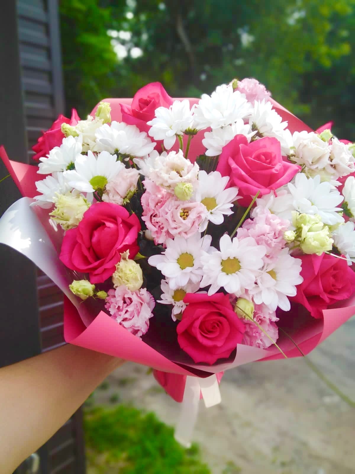 Букет из роз,хризантем,гвоздик